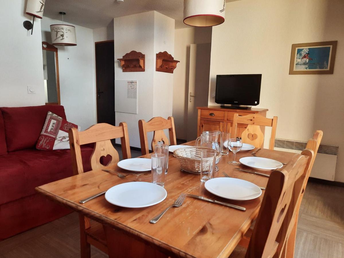 T2/3 6Pers & Pied Des Pistes & Piscine Chauffee Apartment Vars  Luaran gambar
